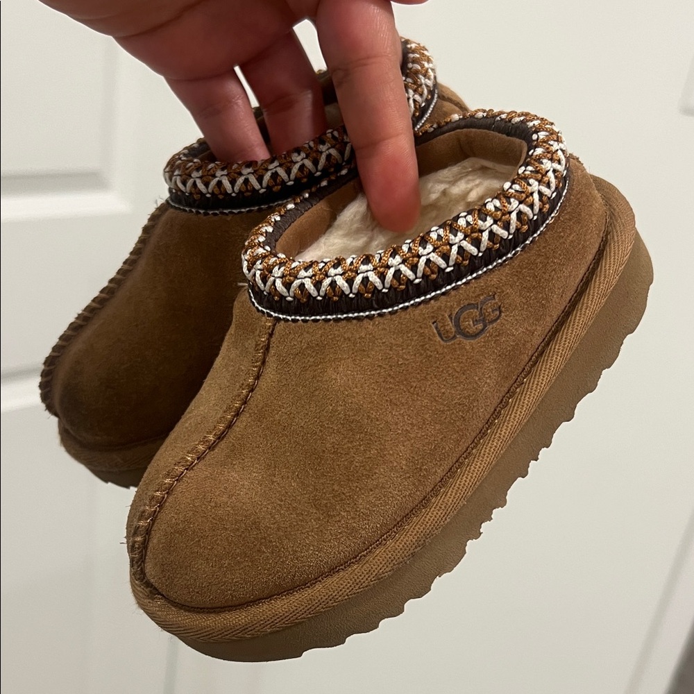 Ugg Tasman slippers kids